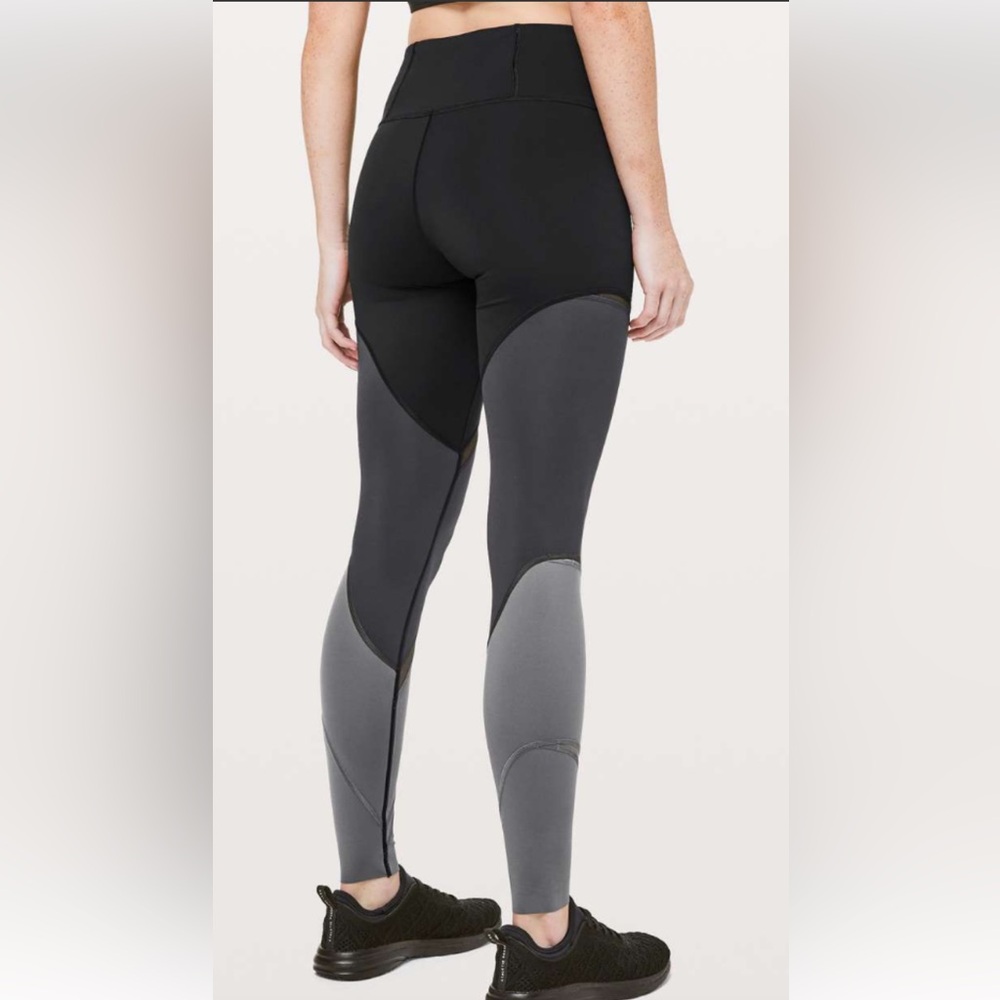 Lululemon Athletica Black and Gray‎ Panel Leggings